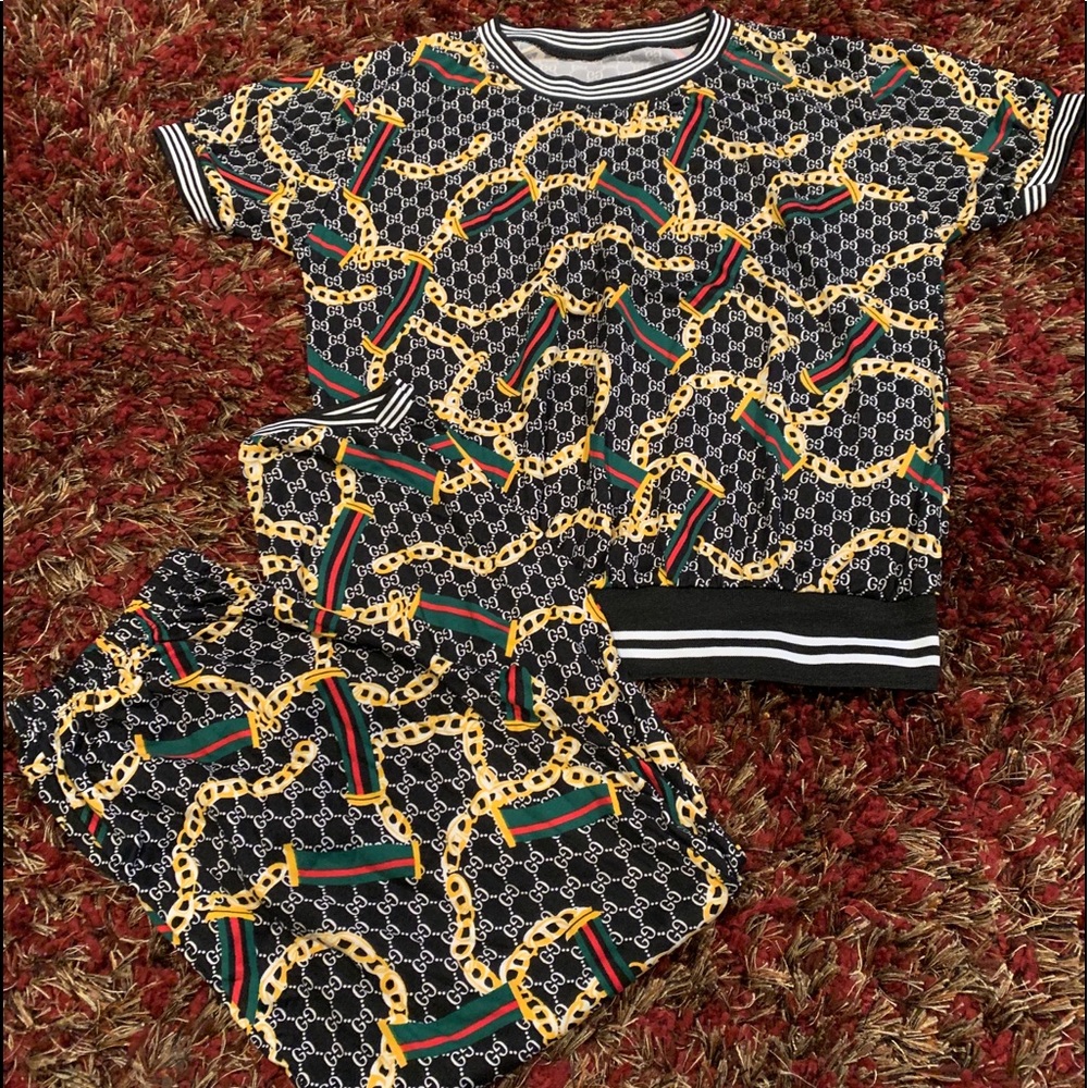 pajamas set